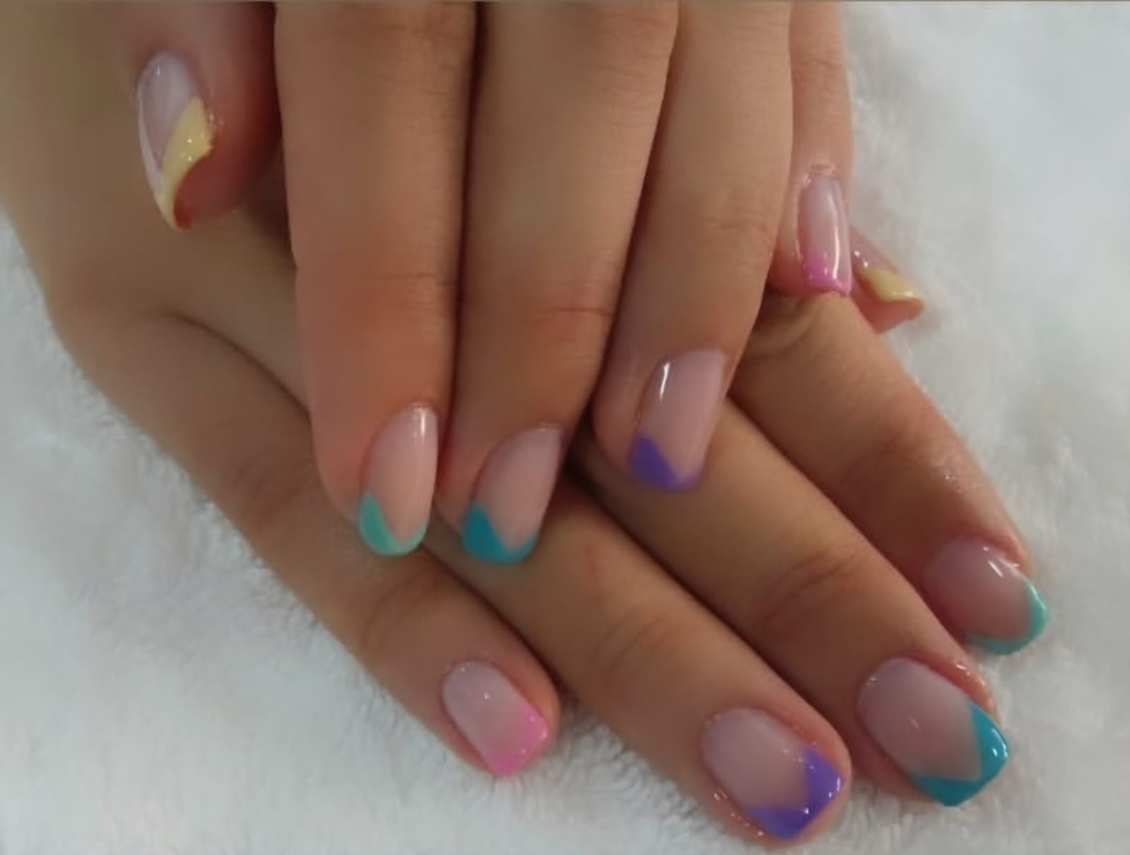 Unhas em Gel e Alongamento em São Carlos SP — trabalho 1